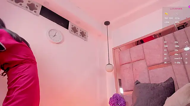 XXX chat uživo modela emily_daarell