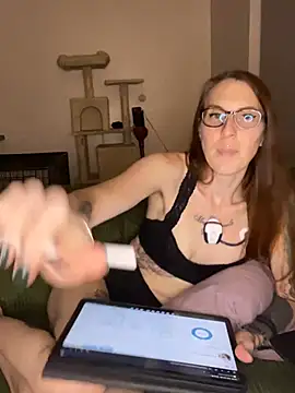 Chat XXX en directo de Anomaly_Allie