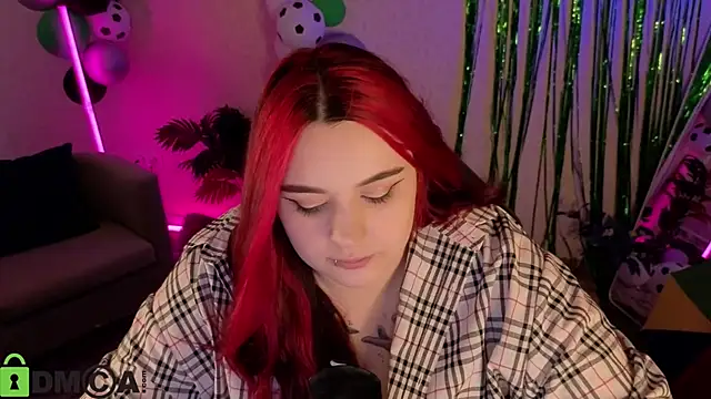 Mia_R0ss Adlı Modelin Canlı XXX Sohbeti