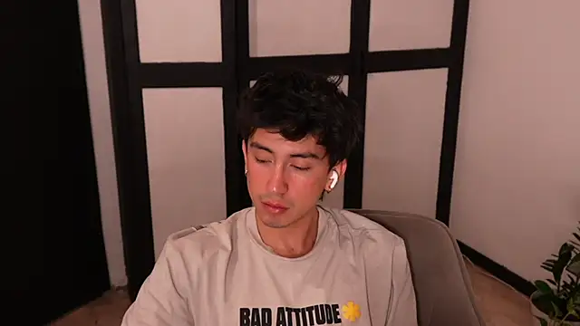 sweettaaron01 现场XXX聊天