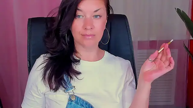 Chat +18 de AnaMills ao vivo