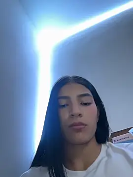 Živý XXX chat Ema_Rose_