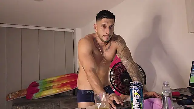 Chat XXX ao vivo de Seth_Vegaa