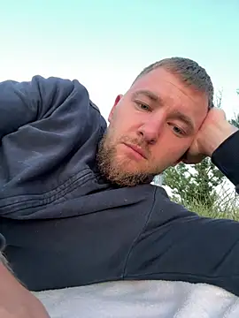 BLue_eyed_Bully webcam show