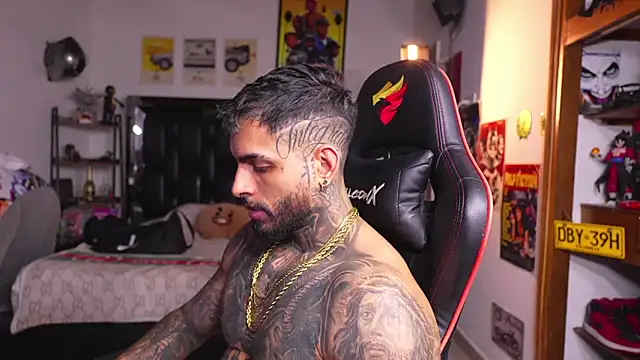 Chat XXX ao vivo de logan_hugh8