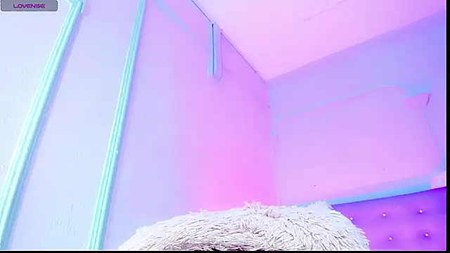 malahya_'s Live XXX Chat