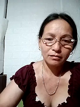 Chat XXX en directo de Cucci07