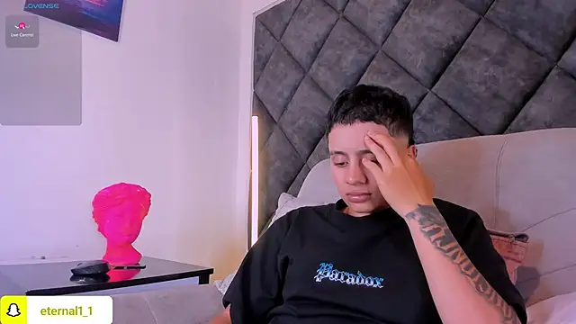 _Eternal_ Live XXX Chat