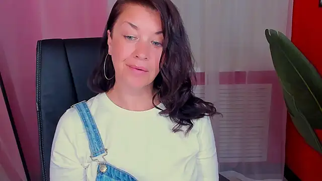 AnaMills live XXX chat