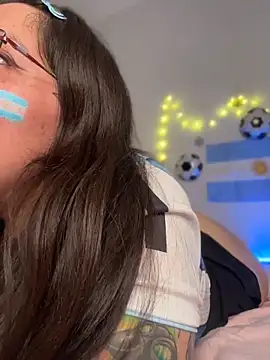Mizztikaa Chat XXX live