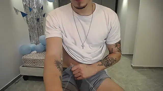 fratguysonline live XXX chat