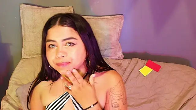 Chat XXX ao vivo de jade_brunnette
