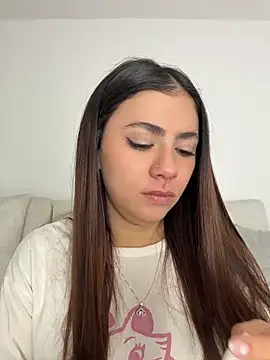 EmilyCxx Live XXX-Chat