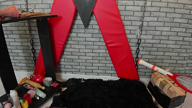 Онлайн чат XXX hillary_bigbutt