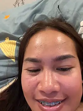 Ponthip Obrolan Langsung XXX