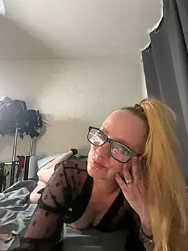 LizzieZ1975 Chat XXX in diretta