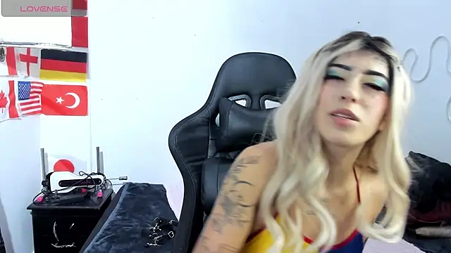 chaymae_nah_ live XXX chat