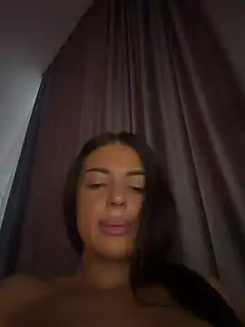 OlyviaDelight live XXX chat