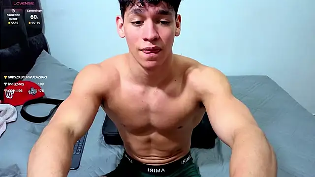 Luke_Muscle 即時 XXX 聊天