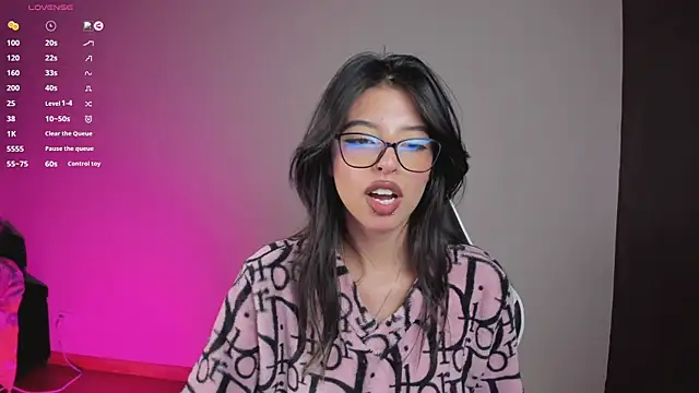 NanakoDollx Chat XXX live