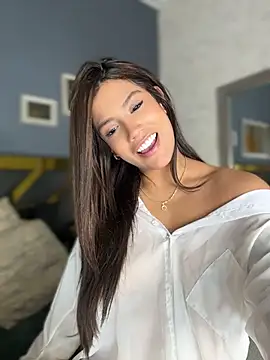 OneInAMillionXXX live XXX chat