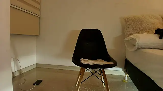 Skay_Hot live XXX chat