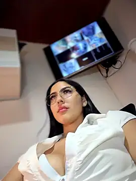 I_AM_SOPHIE_'s Live XXX Chat