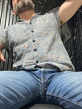 Hairy_Dad86 Adlı Modelin Canlı XXX Sohbeti