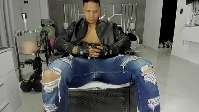master_leather Live XXX Chat