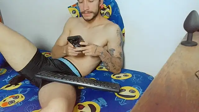 Show modela Cmi69 na web-kameri