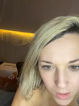 honeybelle69's Live XXX Chat