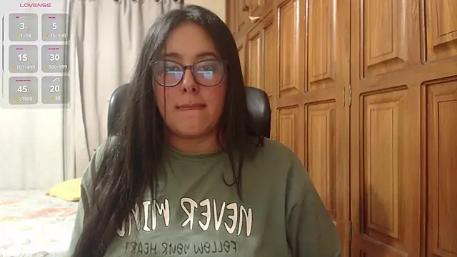 XXX chat uživo modela Venus_cat_