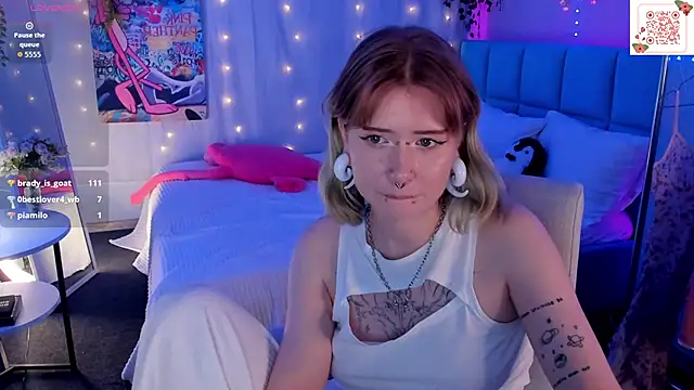 XXX chat uživo modela Elira_Vane