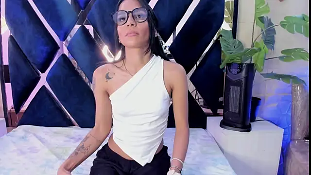 sophie_pariss – Naživo XXX chat