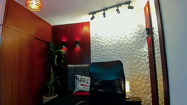 allison_mc XXX чат на живо