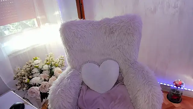ElisaBaxtern Live XXX chat