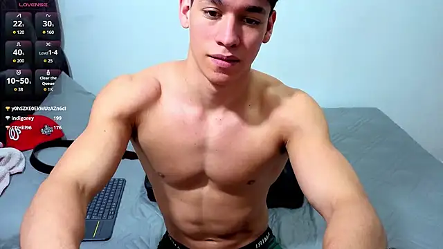 Luke_Muscle: απευθείας συνομιλία ΧΧΧ