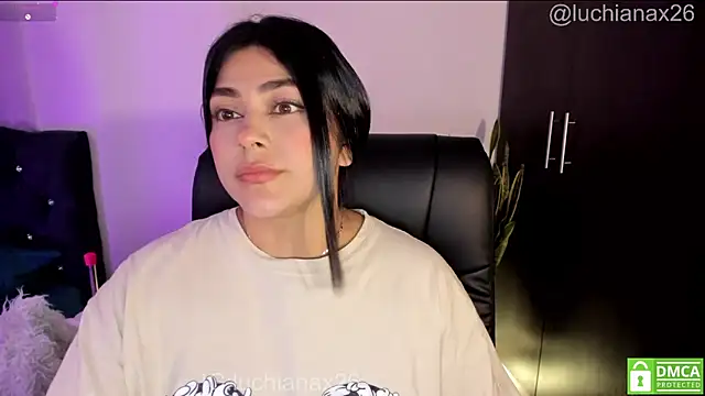 Chat XXX en directo de lucy26_