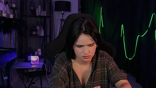 MonicaFarmer live XXX chat