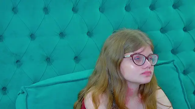 ChloeHalses Live XXX-Chat
