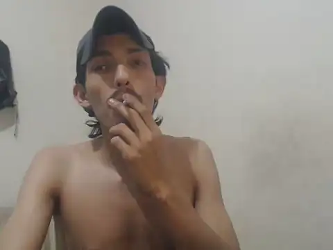 snackontime18's Live XXX Chat