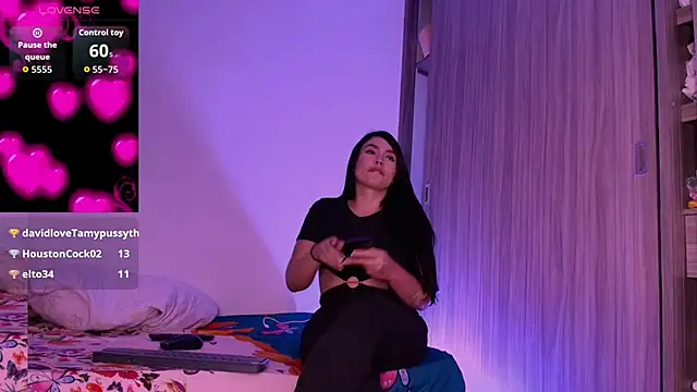 צ'אט XXX בשידור חי של dreamsussi