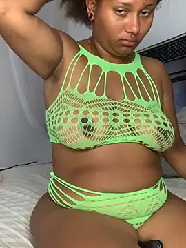 madell Adlı Modelin Canlı XXX Sohbeti