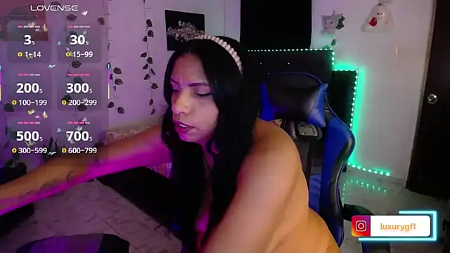 Pocahontaslovex Adlı Modelin Canlı XXX Sohbeti