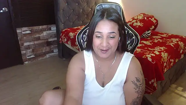 KathyHardcore69's Live XXX Chat