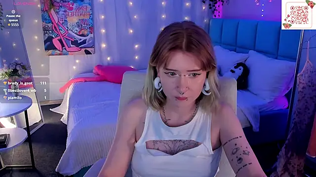 Chat +18 de Elira_Vane ao vivo