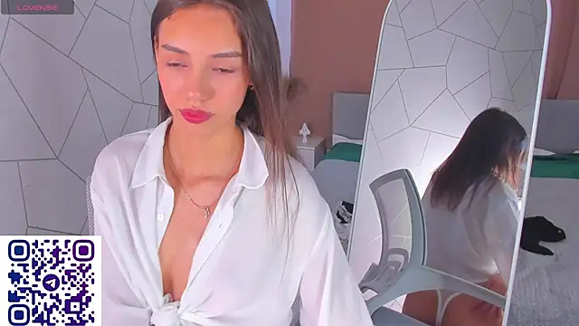 Tiffany-Grace's Live XXX Chat
