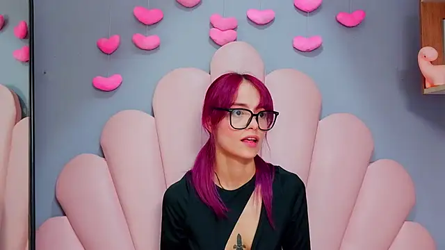 XXX chat uživo modela luci_miller