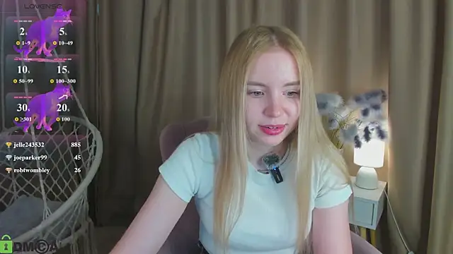 Linda__Bloom live XXX chat