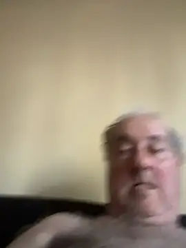 Chat +18 de csikar ao vivo